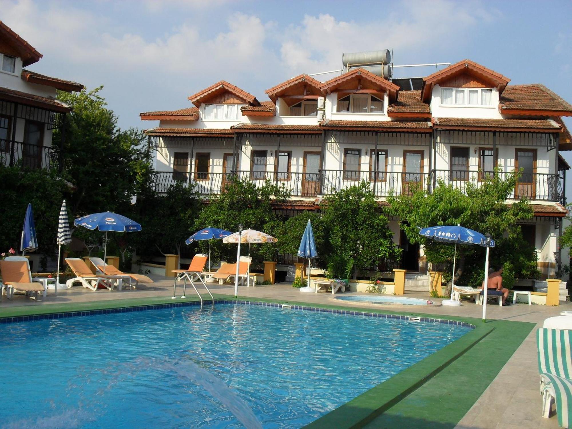 Villa Ozalp Apartments Dalyan Esterno foto